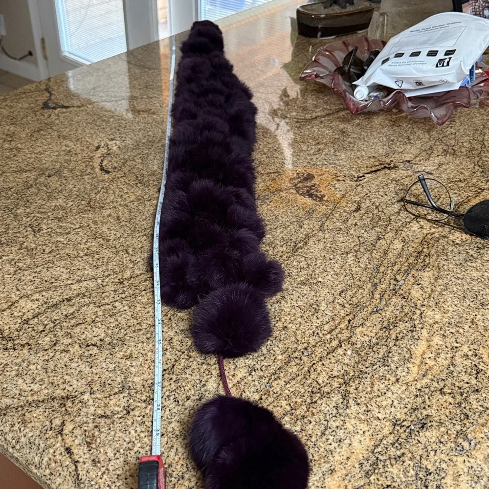 Rex Rabbit Fur Pom Pom Scarf Like New in Burgundy